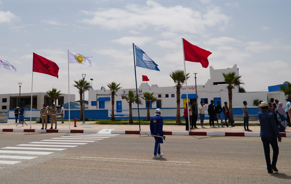 العيون..رفع اللواء الأزرق بشاطئ فم الواد للمرة الثامنة عشرة على التوالي